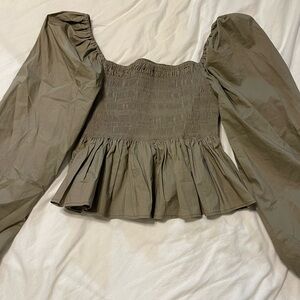 Chelsea & Violet Green Long Sleeve Crop Top | Chic & Trendy